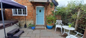 The Annexe with Hot Tub